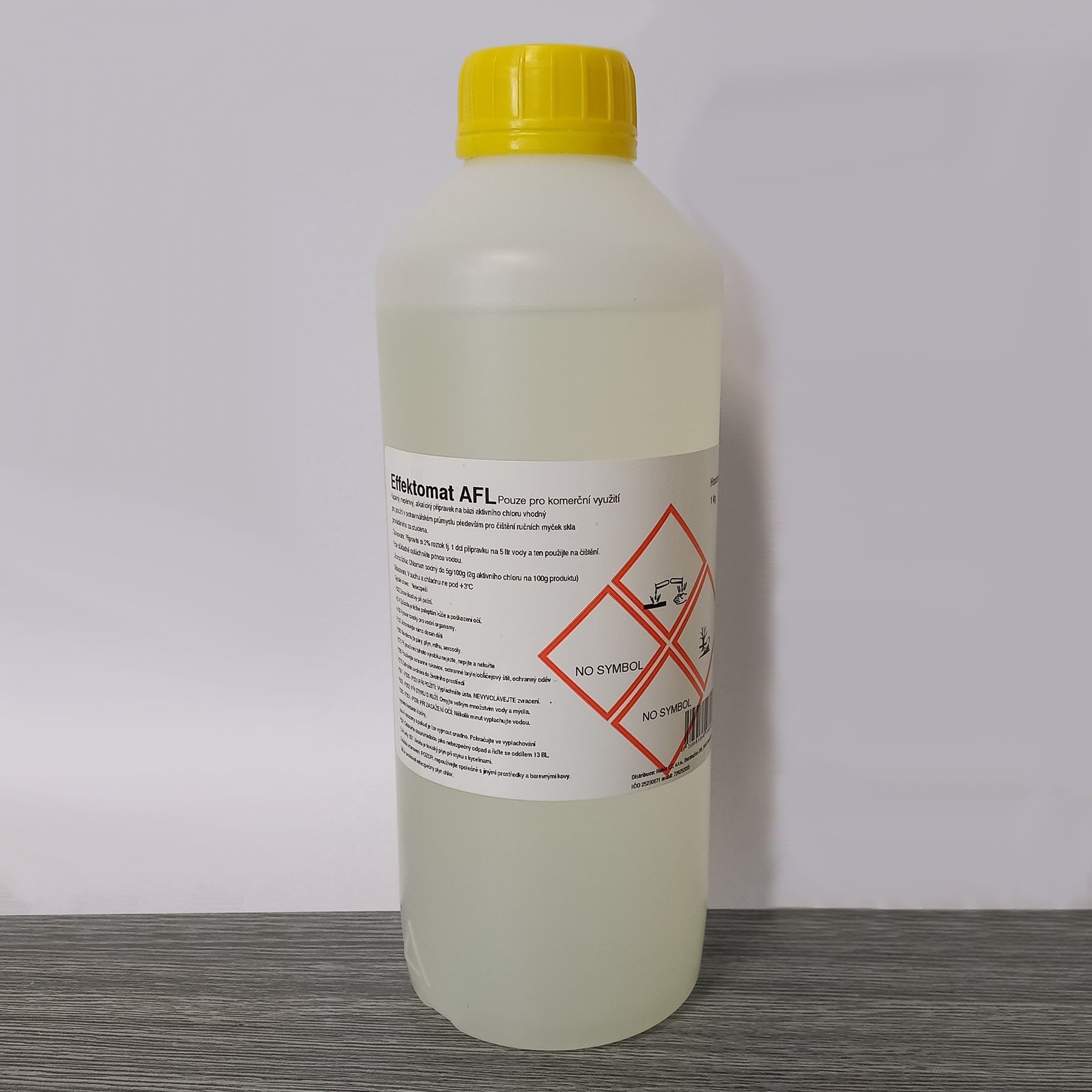 Effektomat tekutý 1lt